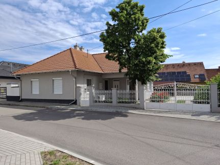 Szabó Vendégház – Várpalota