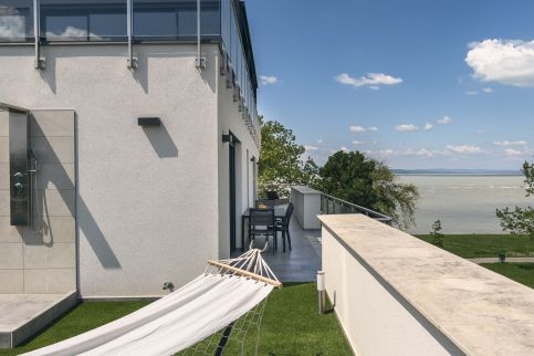 Balaton Bliss Lakefront Apartman – Siófok fotó 4