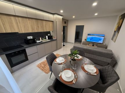 ViA Lux Apartman – Pécs