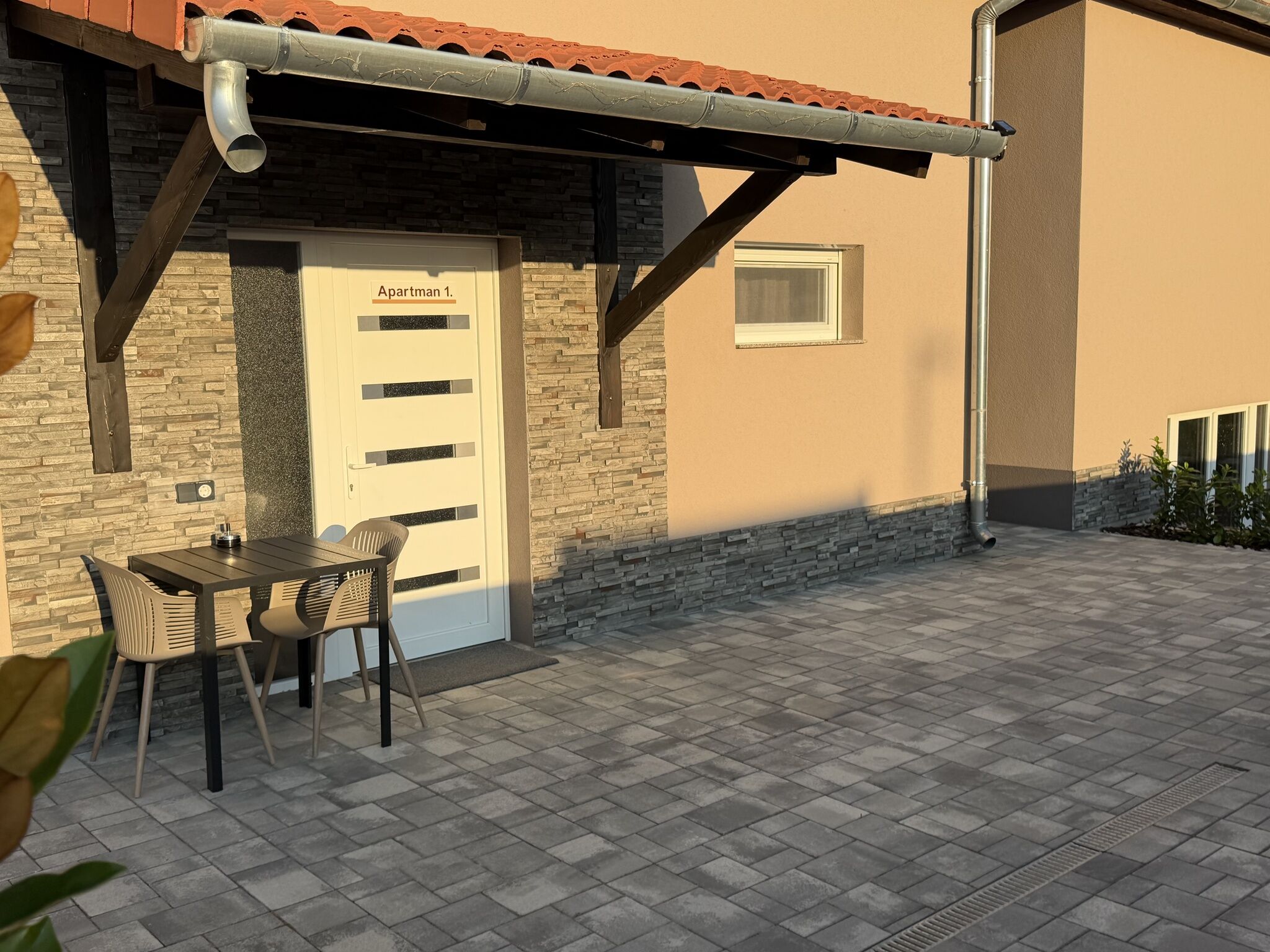 Guest Apartman – Tiszakécske fotó 5