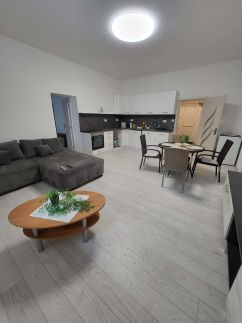 Pacsirta Apartman – Orosháza