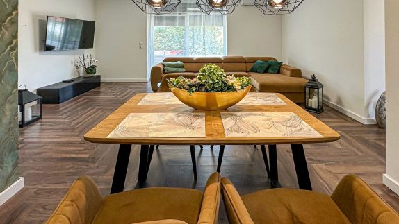Luxbor Villa – Eger