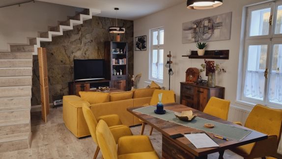 Korona Apartman – Győr