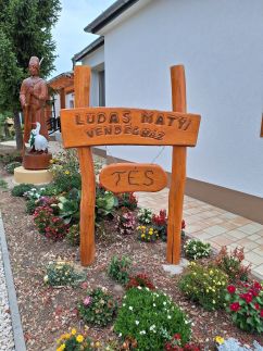 Lúdas Matyi Vendégház – Tés