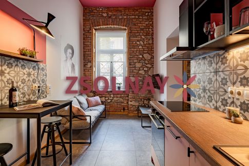 Zsolnay SzIT Apartman – Pécs