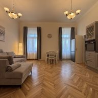 Aradi Residence Apartman – Pécs