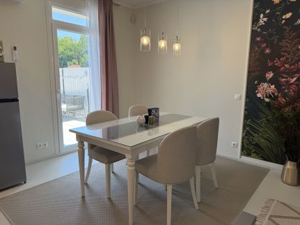 Fehér Lótusz Apartmanház – Balatonföldvár fotó 10