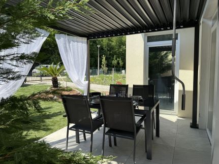 Fehér Lótusz Apartmanház – Balatonföldvár fotó 1
