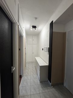 Május 1 Apartman – Komló fotó 5