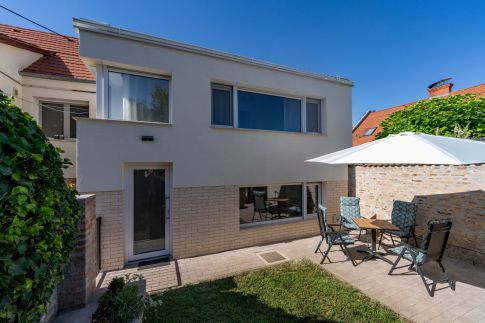 Öt Torony Apartman – Pécs