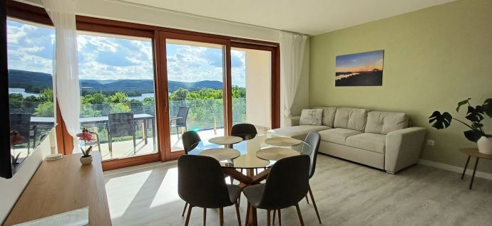 Akvamarin Apartmanház – Zebegény
