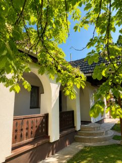 Gesztenyefa Vendégház – Szalonna fotó 1