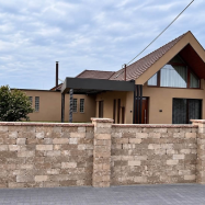 BenLux Villa Apartman – Isaszeg