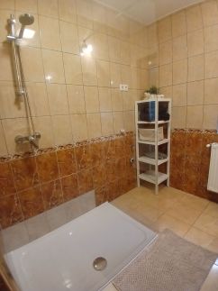 Komfort Apartman – Bük fotó 10