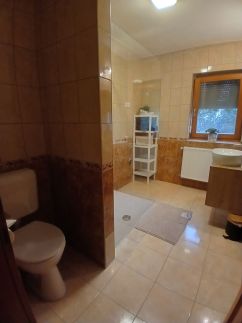 Komfort Apartman – Bük fotó 11