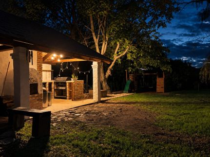 Mayer Wood Residence – Sáska fotó 9