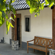 A Kisház – Oroszlány