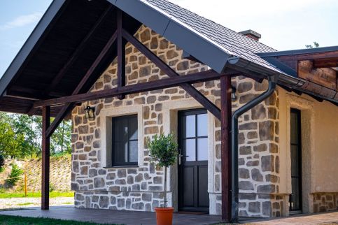 Casa Nera Vendégház by NW – Nyergesújfalu fotó 10