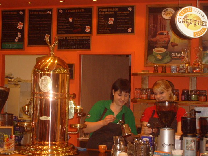 Cafe Frei - Uniqua – Budapest XIII. kerület fotó 3