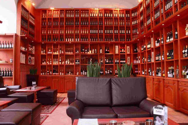 Domus Vinorum Kávézó és Borpince – Budapest V. kerület fotó 7