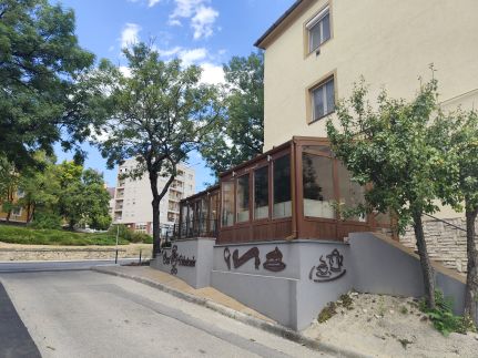Öcsi Cukrászda & Kávézó10