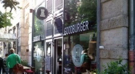 Good bar, good burger2