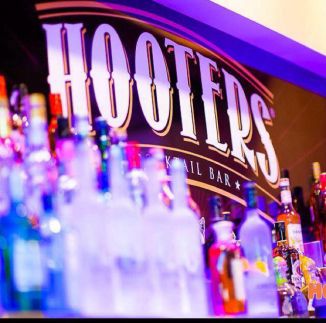 Hooters Budapest Budapest VI. ker let Hovamenjek.hu