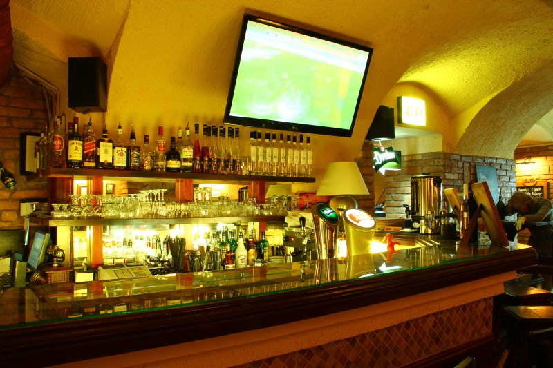 Piszkos Fred Söröző & Casino – Cegléd fotó 2