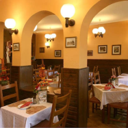 Tangó Kávézó & Étterem