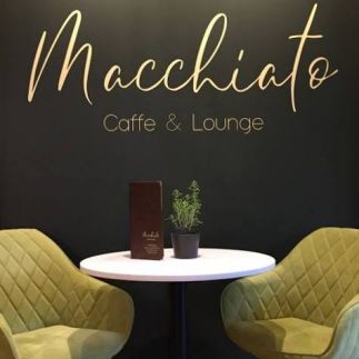 Macchiato Caffe & Lounge9