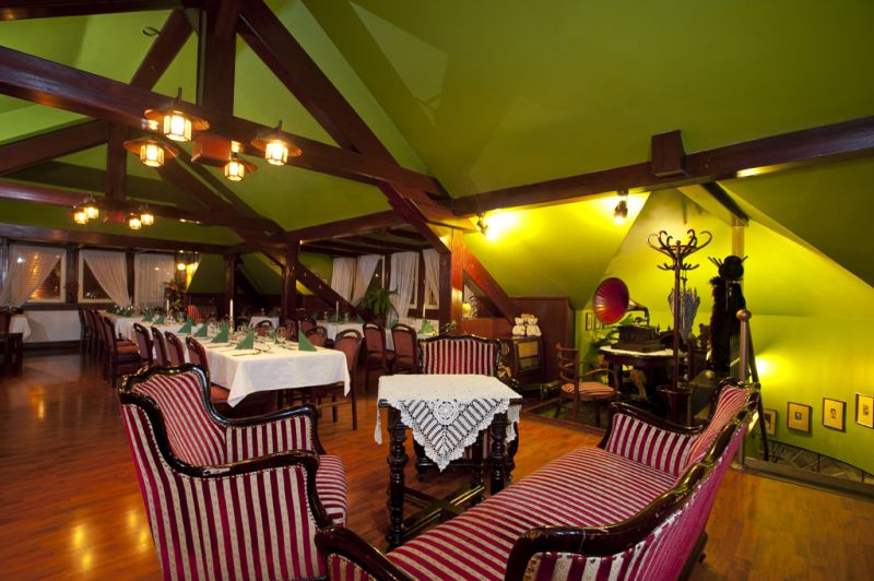 Bagolyvár Music Pub és Étterem – Hódmezővásárhely fotó 9