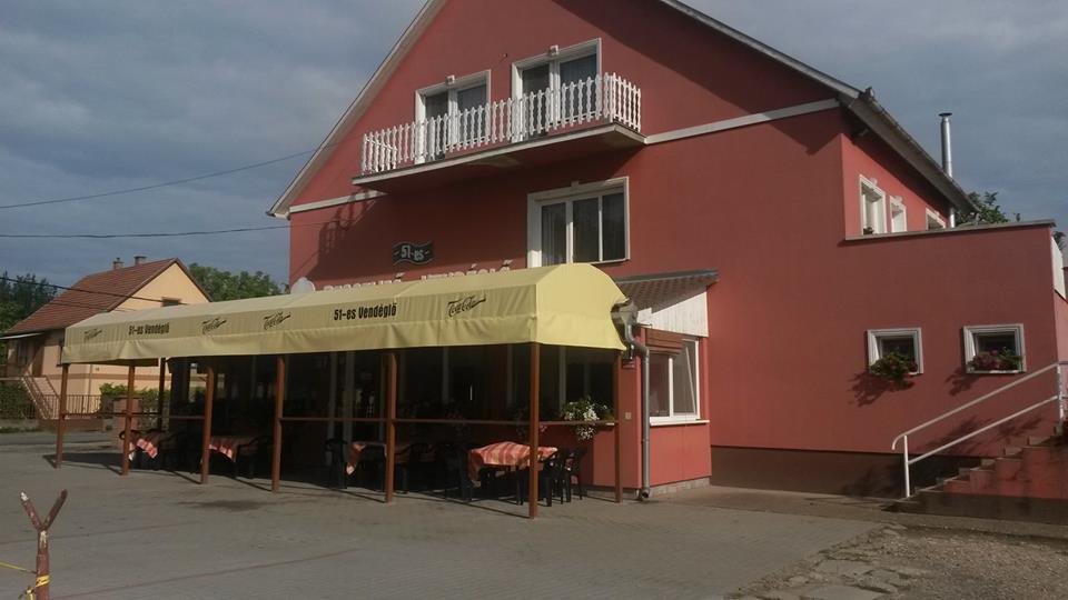 51-es Reggeliző, Vendéglő – Solt fotó 2