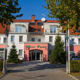 Hotel Platán Debrecen1