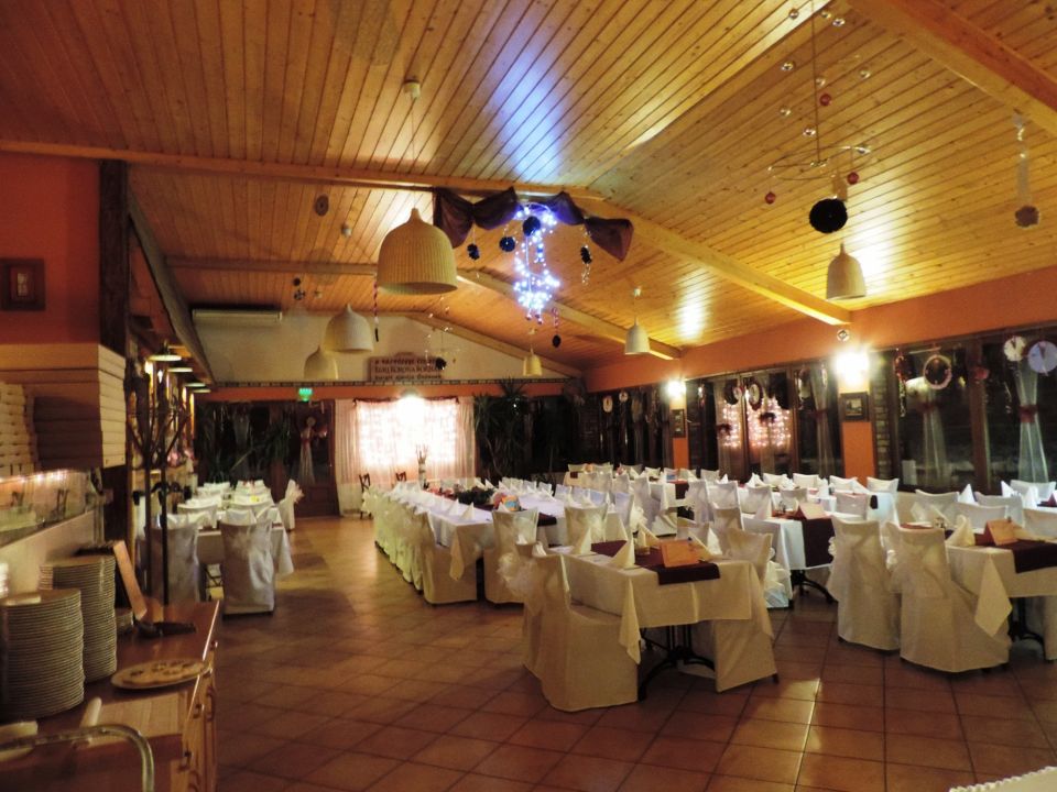 Válvölgye Étterem & Pizzéria – Vál fotó 1
