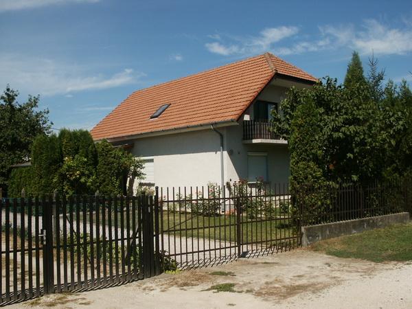 Bozzai Vendégház Gyenesdiás – Gyenesdiás