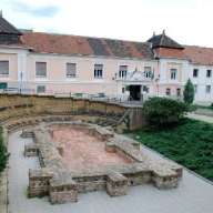 Pezsgőház Étterem