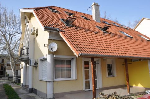 Julius Apartmanház Siófok1