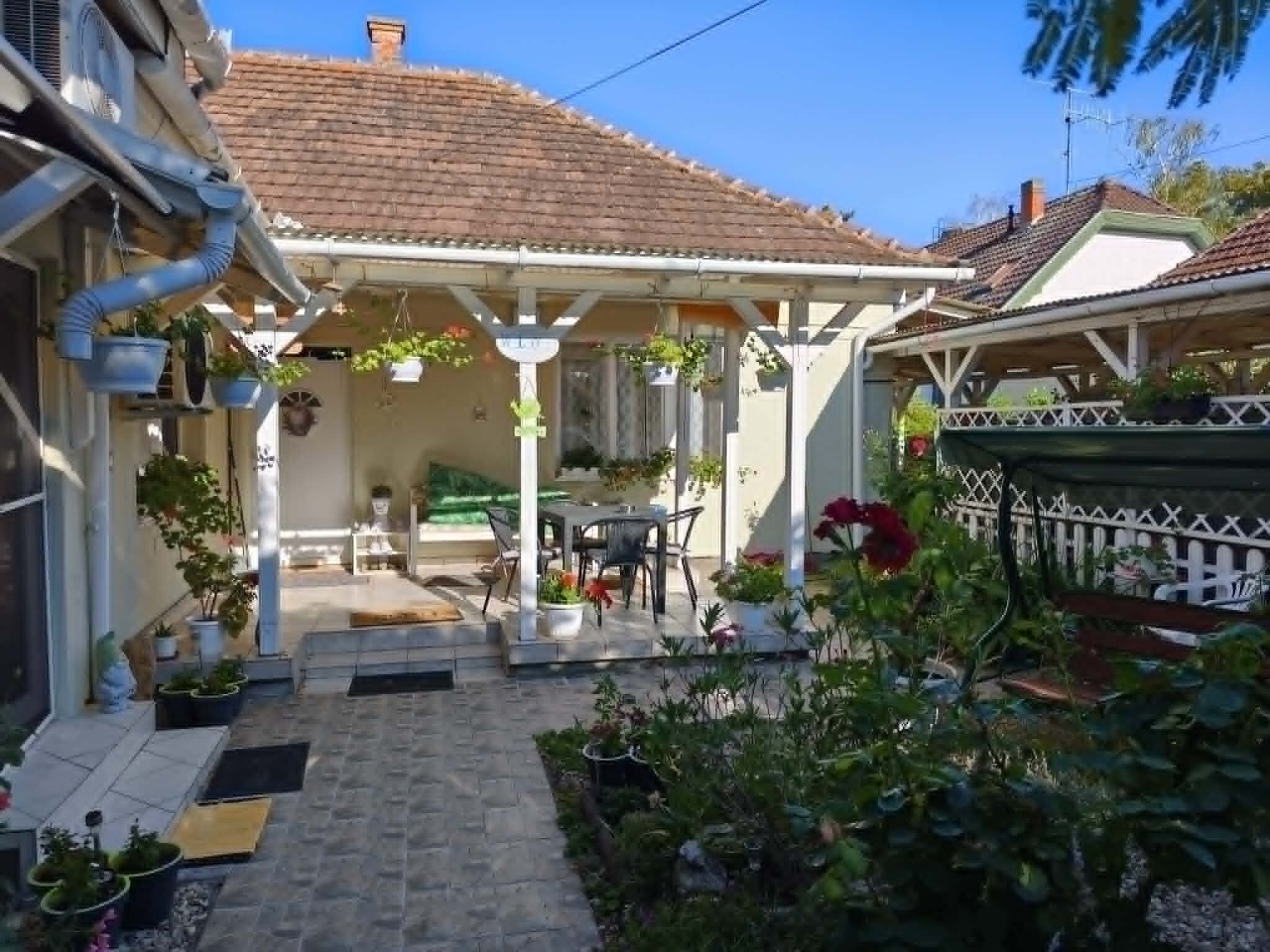 Zöld Sziget Apartman – Gyula fotó 12