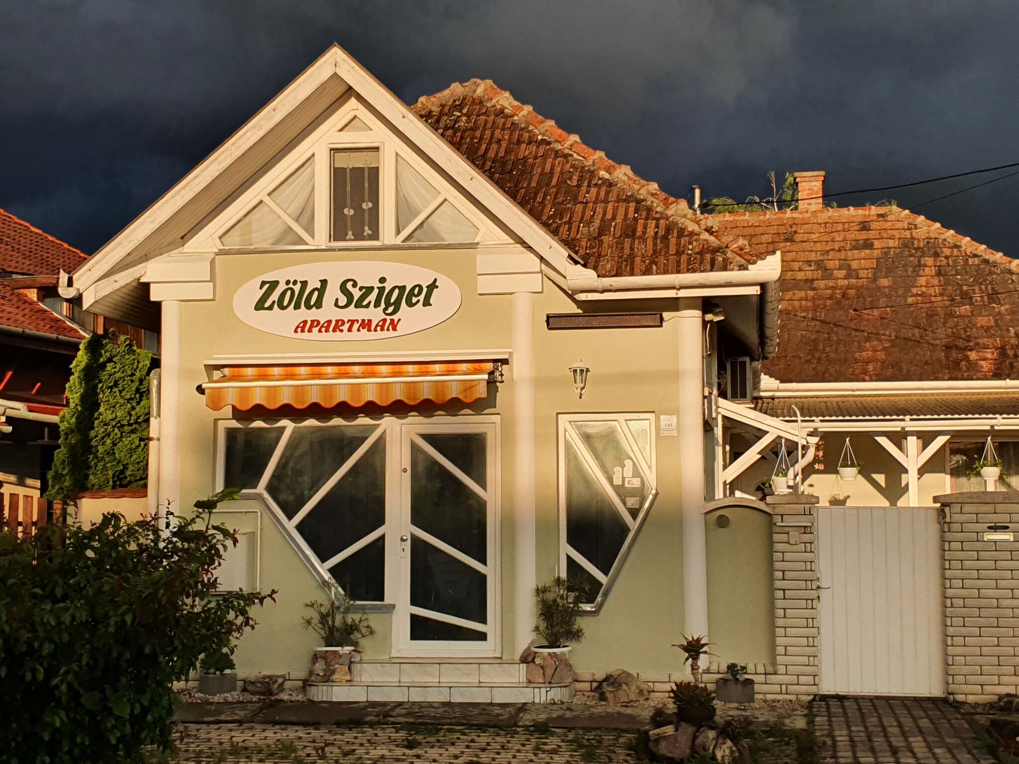 Zöld Sziget Apartman – Gyula fotó 18