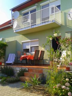 Rustica Villa Apartman9