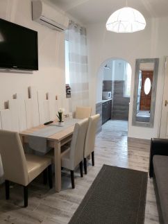 Amira Apartman17