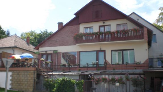 Rózsika Apartman